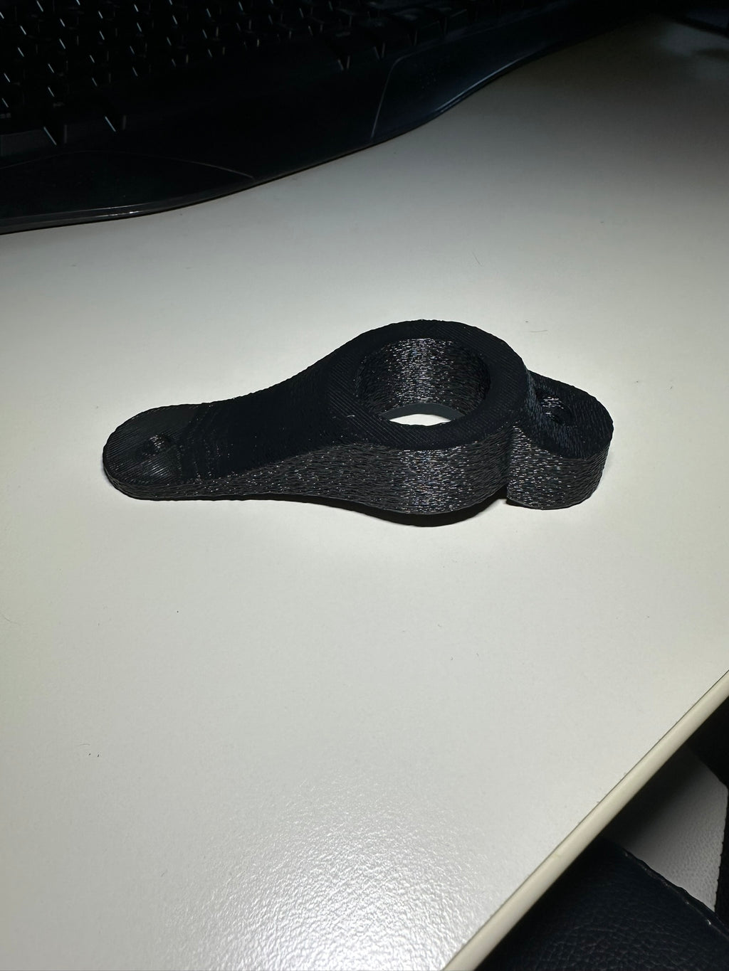 Suzuki GSX-R 1000 K5 USB Steckdosenhalter mit Steckdose